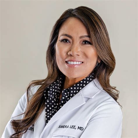 dr sandra lee family pictures|Sandra Lee, MD, FAAD, FAACS (@drpimplepopper)